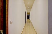 Super Collection O Sanpada Railway Junction