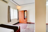SPOT ON Sj Comforts Boarding And Lodging 