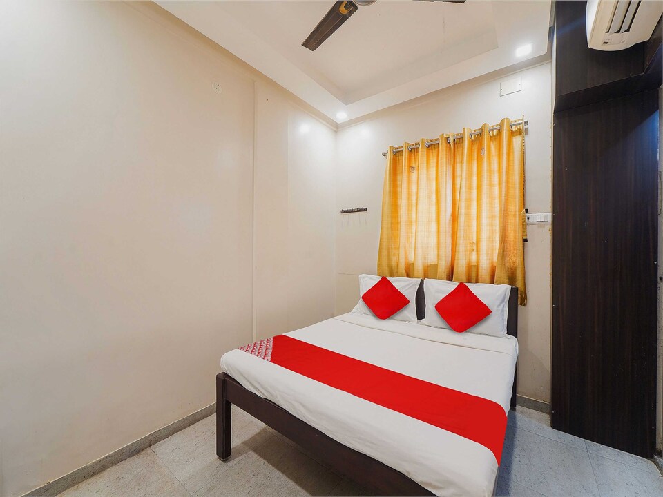 Collection O Thousand Lights Metro Station, Chepauk Chennai, Chennai