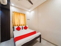 Collection O Thousand Lights Metro Station