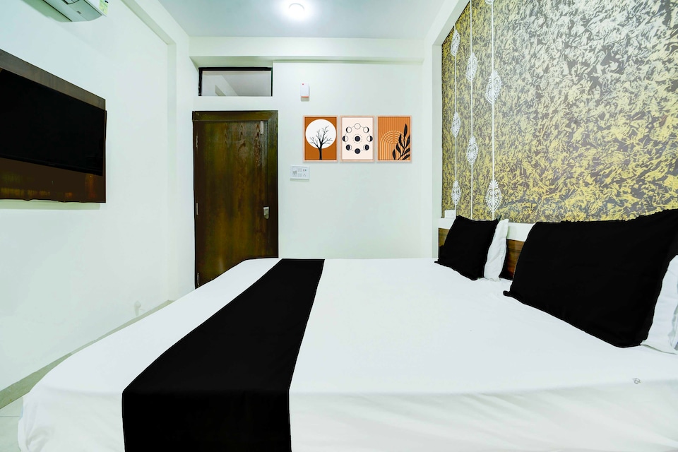 Hotel O Rajendra Nagar Bus Terminal, Rajender Nagar, Indore