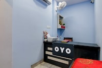 Hotel O QUEEN HOTEL RESTAURANT BANQUET 