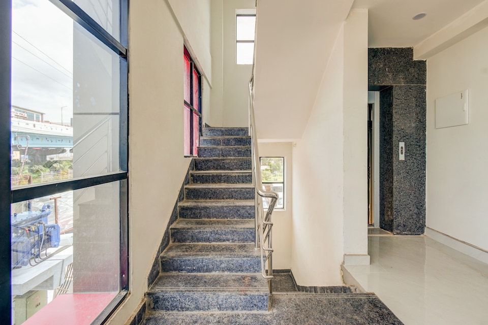 Collection O Hyderabad Victoria Memorial Metro Station, LB Nagar-Uppal, Hyderabad