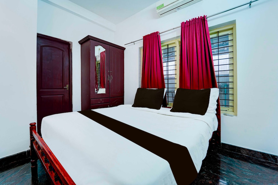 Collection O Chembumukku Kakkanad, Kakkanad Kochi, Kochi