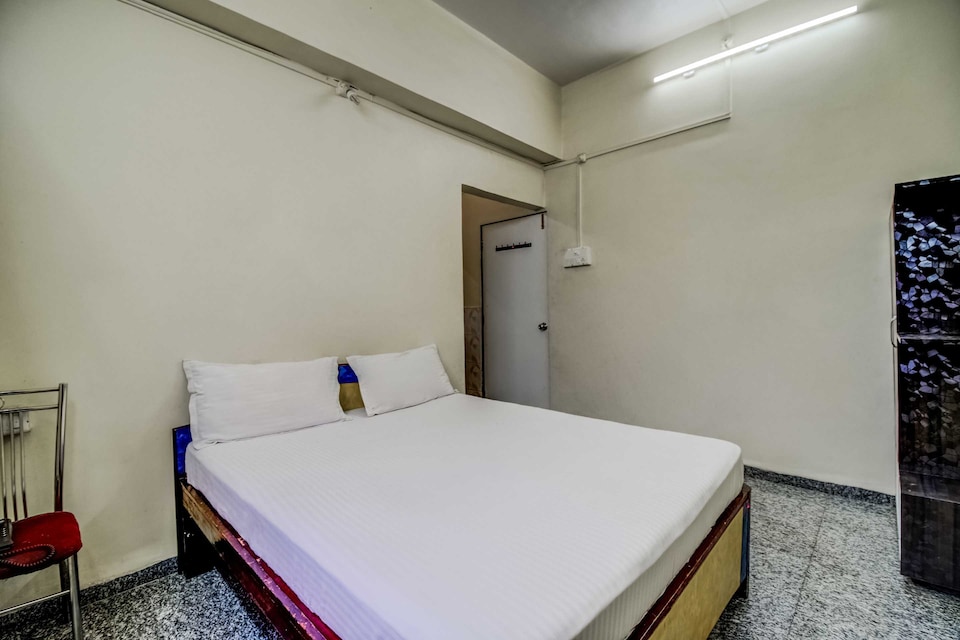 Collection O Chennai Central Railway Station Annakilly Tower Guest House, Central Chennai, Chennai