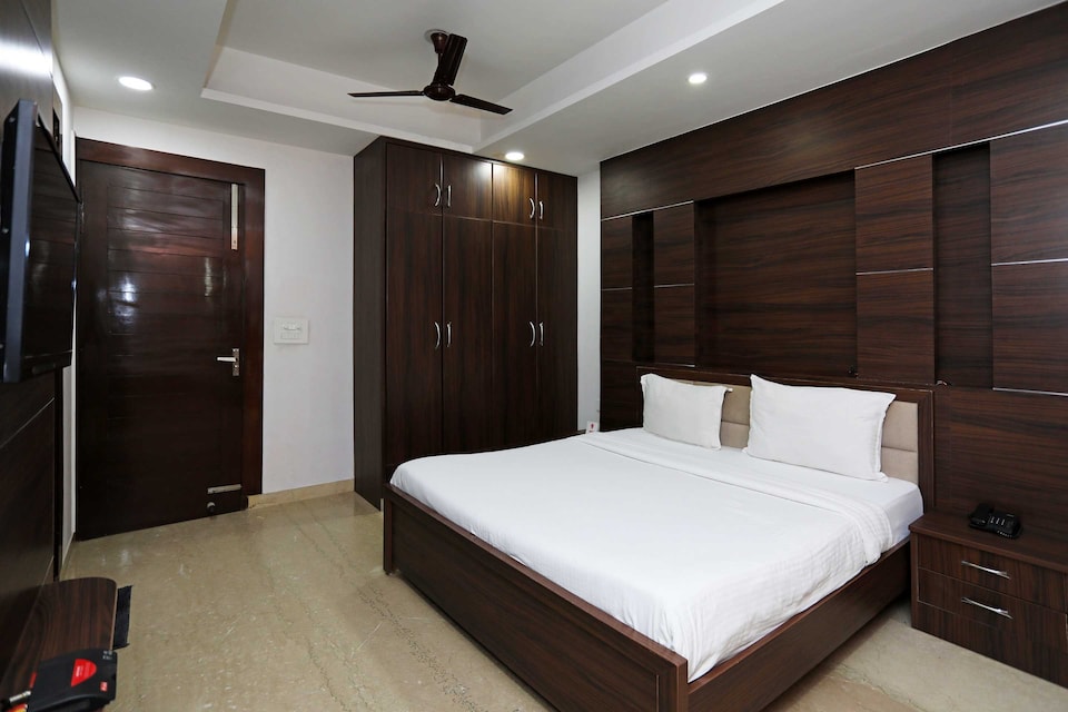 Collection O Nemom, Thampanoor Trivandrum, Trivandrum