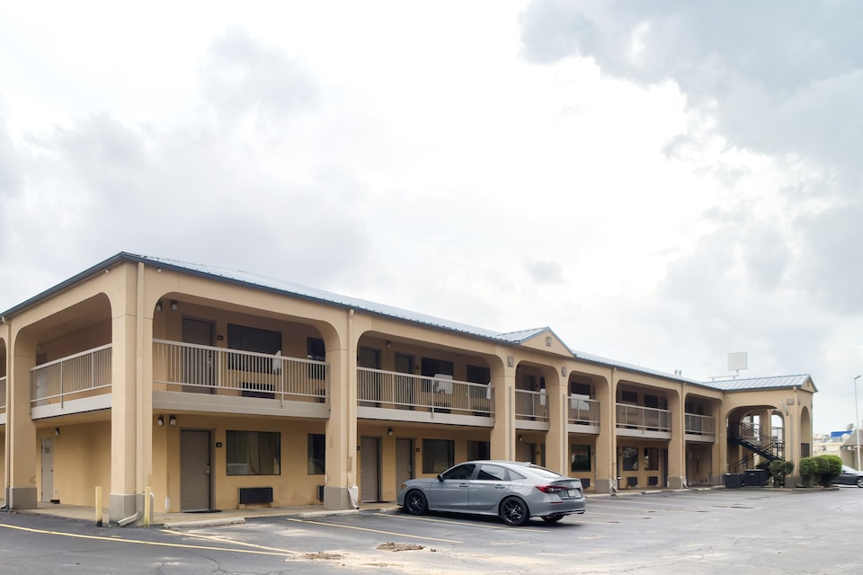 Deerfield Inn By Capital O Blytheville AR I55, Blytheville AR, Blytheville AR