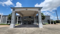 Capital O Fairway Inn - Baytown La Porte TX