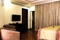 OYO Hotel Africa Avenue Near Lotus Temple