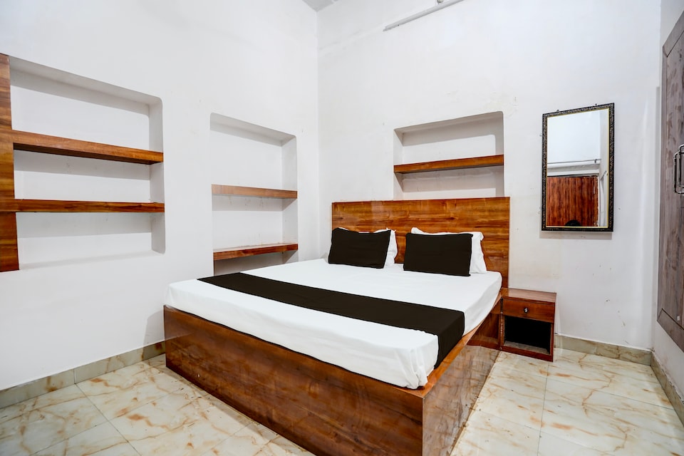 SPOT ON Manjuvilla, Cantt, Varanasi