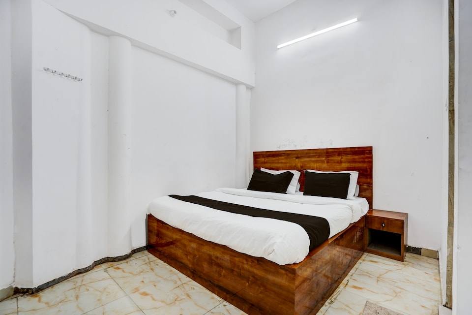 SPOT ON Manjuvilla, Cantt, Varanasi