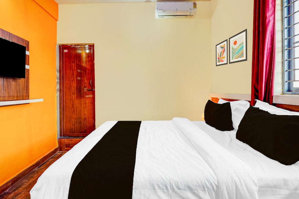 HOTEL O UTSAV STAY, Nagarbhavi Bangalore, Bangalore