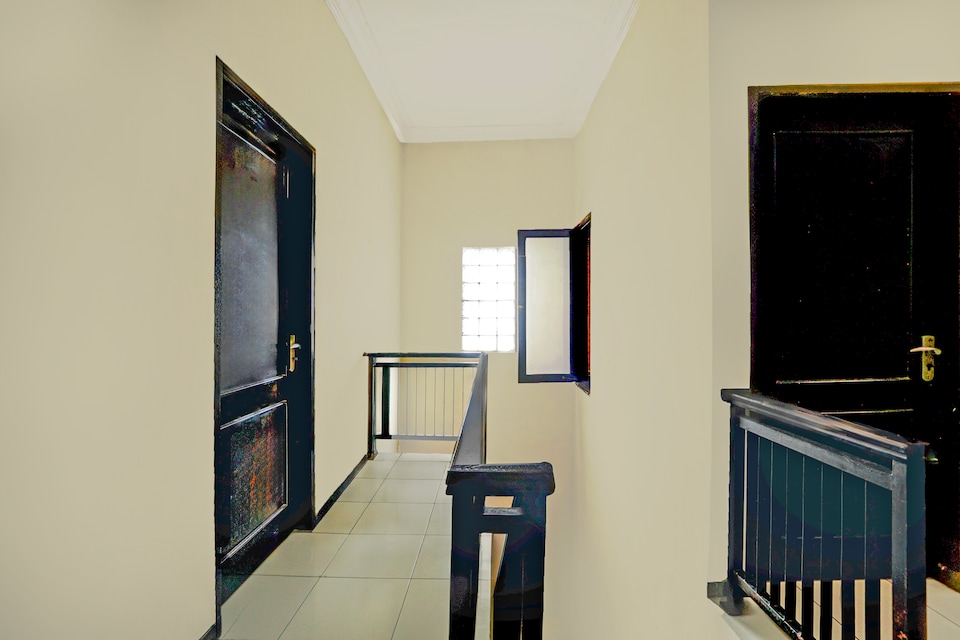 Hotel O Movil Homestay Syariah, Surabaya, Surabaya