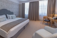 Newton Park Country House Hotel