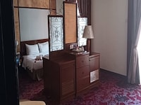 OYO Geopark Oriental Village Boutique Hotel