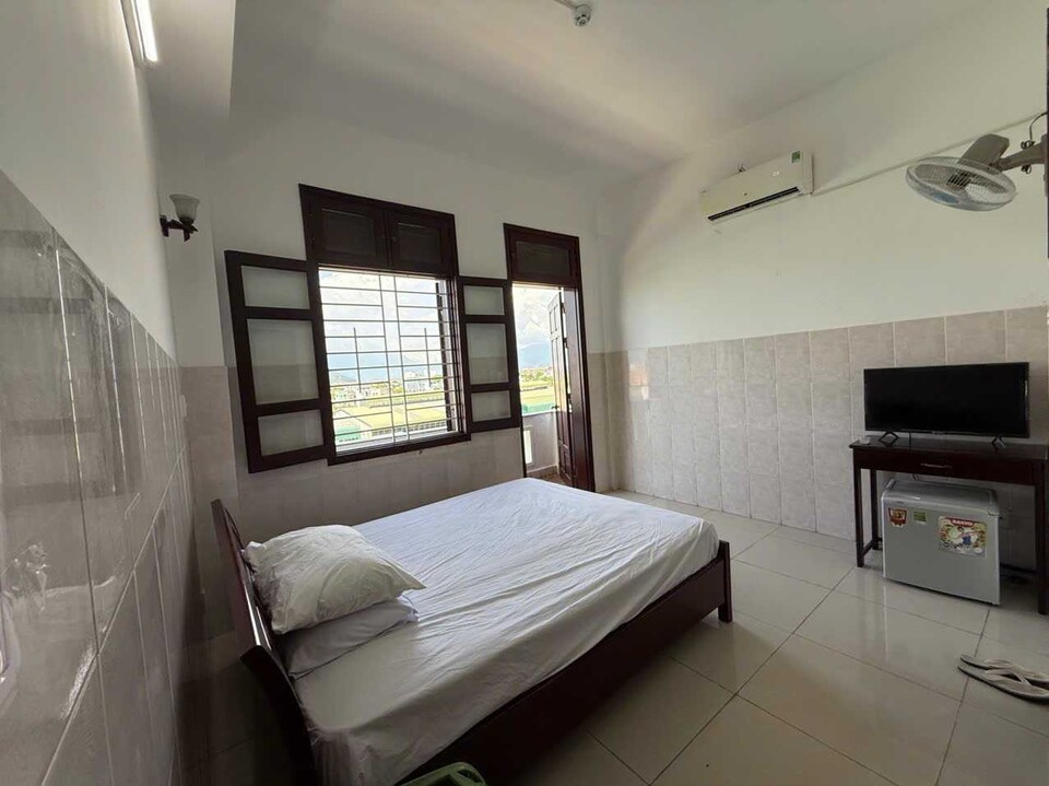 OYO 1296 PHÚ LỘC XUÂN HOTEL DANANG, Lien Chieu  Da Nang, Da-Nang