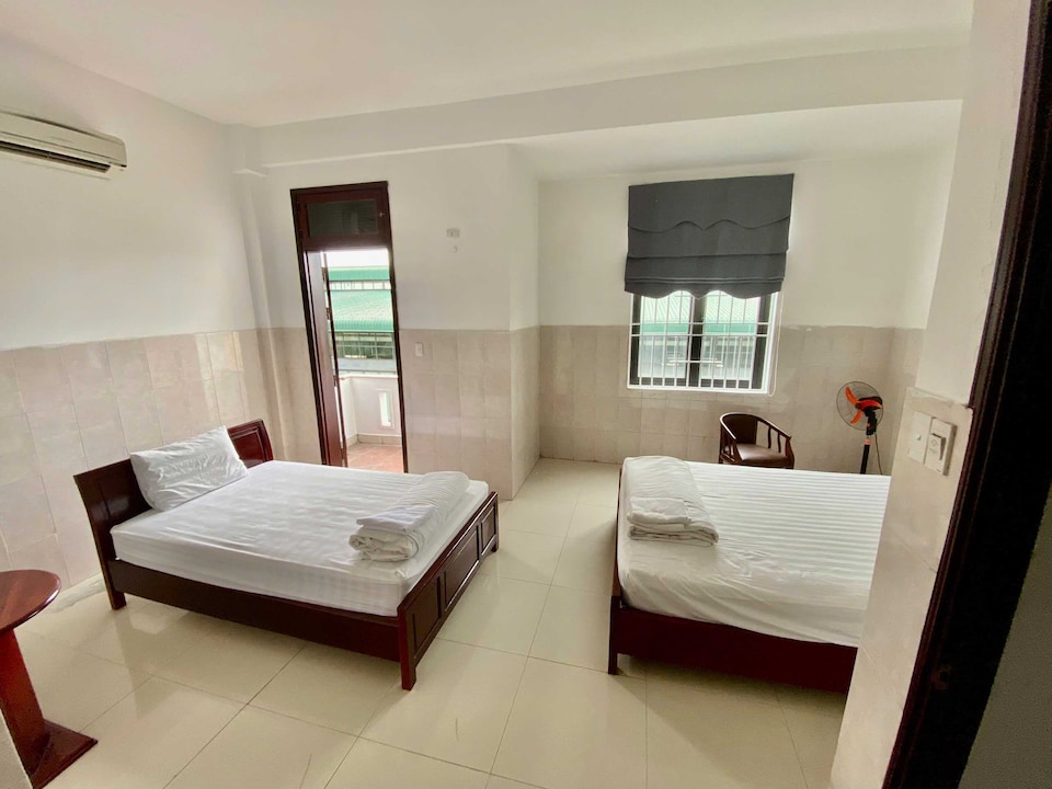OYO 1296 PHÚ LỘC XUÂN HOTEL DANANG, Lien Chieu  Da Nang, Da-Nang