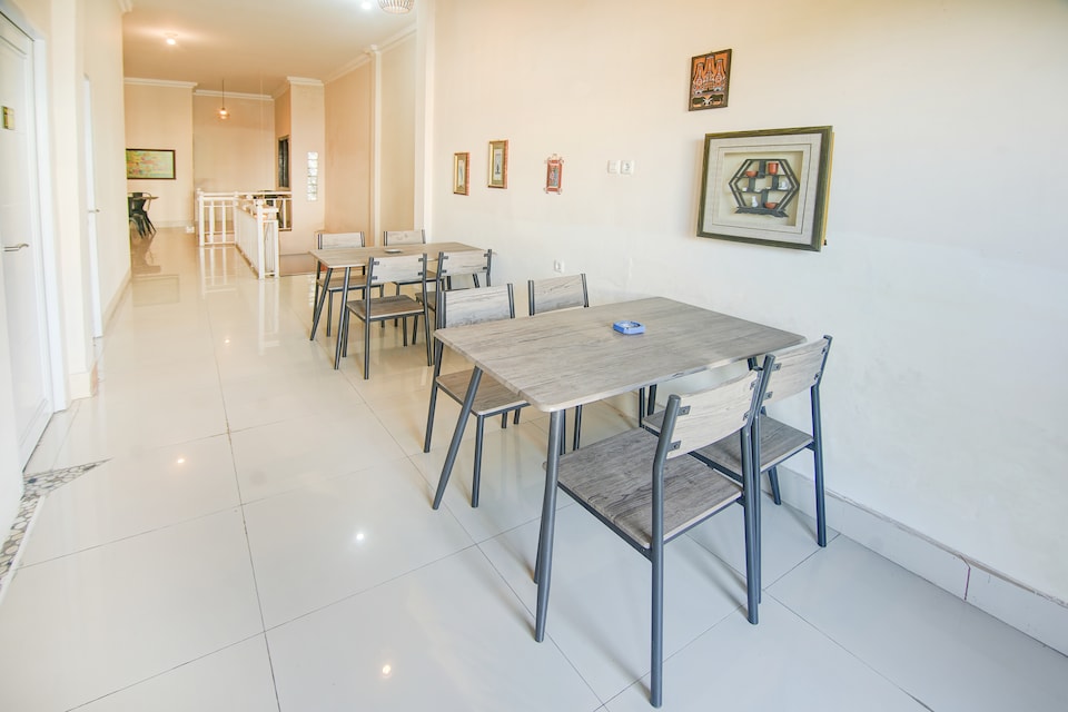 OYO 94669 Hotel Puri Inn Panakkukang Makassar, Panakkukang, Makassar