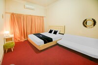 OYO 94669 Hotel Puri Inn Panakkukang Makassar