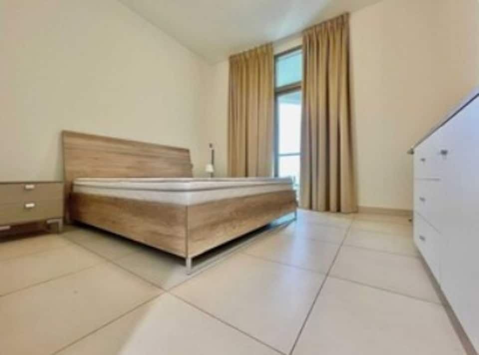 OYO HOME 1563 1 Br With Amazing View Towards Masdar City, Madinat Zayed Abu Dhabi, Abu Dhabi