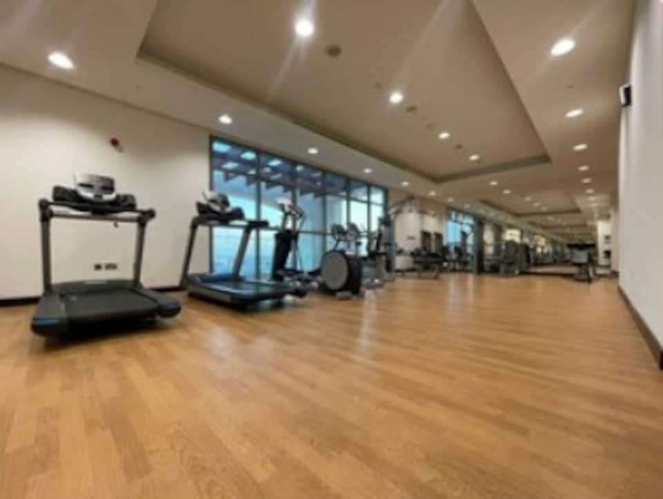 OYO 1563 Home 1 BR With Amazing View Towards Masdar City, Madinat Zayed Abu Dhabi, Abu Dhabi