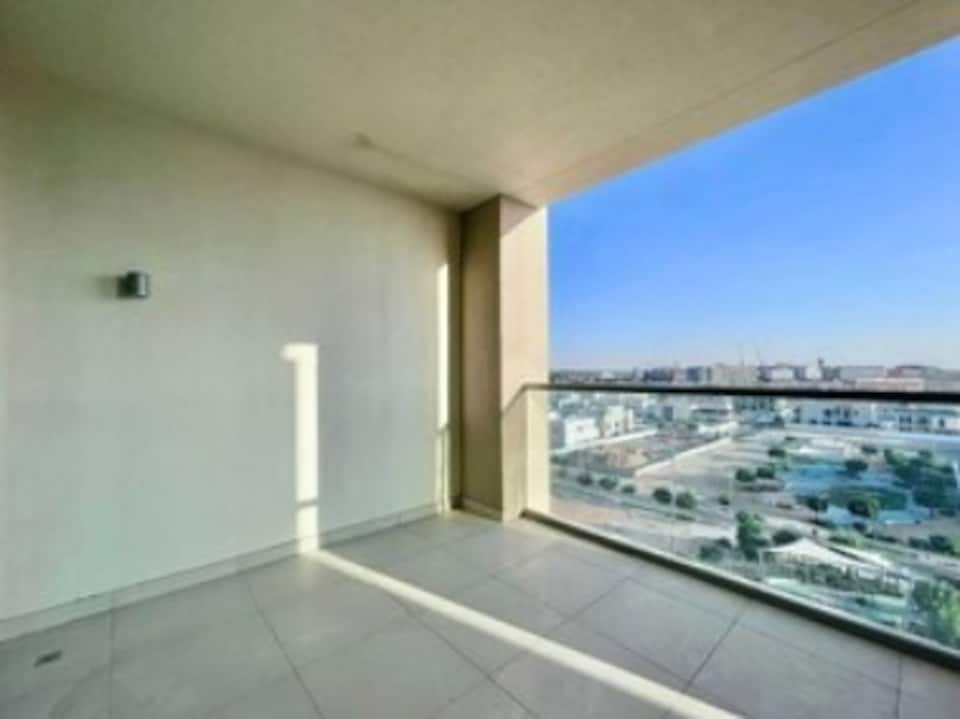 OYO 1563 Home 1 BR With Amazing View Towards Masdar City, Madinat Zayed Abu Dhabi, Abu Dhabi