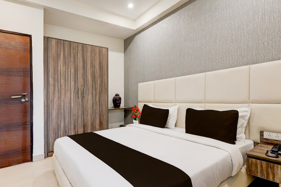 Super Townhouse Hotel Sec- 54 Golf Course Road, Golf Course Road, Gurgaon