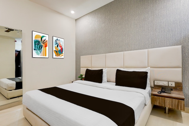 Townhouse Hotel Sec- 54 Golf Course Road