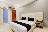 Townhouse Hotel Sec- 54 Golf Course Road