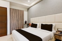 Townhouse Hotel Sec- 54 Golf Course Road