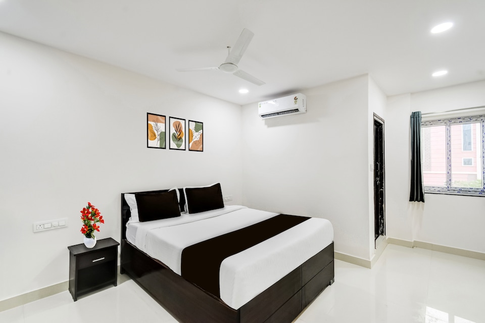 Super Townhouse Golden Temple Manikonda, Gachibowli, Hyderabad