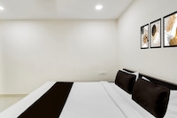 Super Townhouse Golden Temple Manikonda