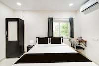 Super Townhouse Golden Temple Manikonda