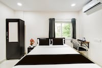 Super Townhouse Golden Temple Manikonda