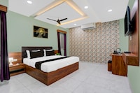 Hotel O Sacred Tree