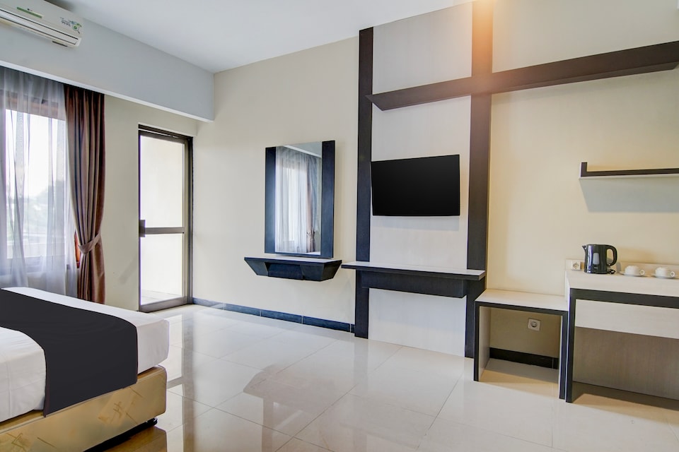 Townhouse Oak Pekanbaru near Mall Pekanbaru formerly Hotel Grand Sahara, Pekanbaru Kota, Pekanbaru