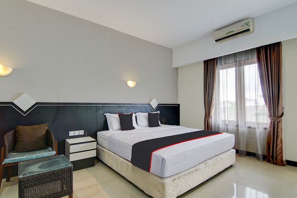 Townhouse Oak Pekanbaru near Mall Pekanbaru formerly Hotel Grand Sahara, Pekanbaru Kota, Pekanbaru