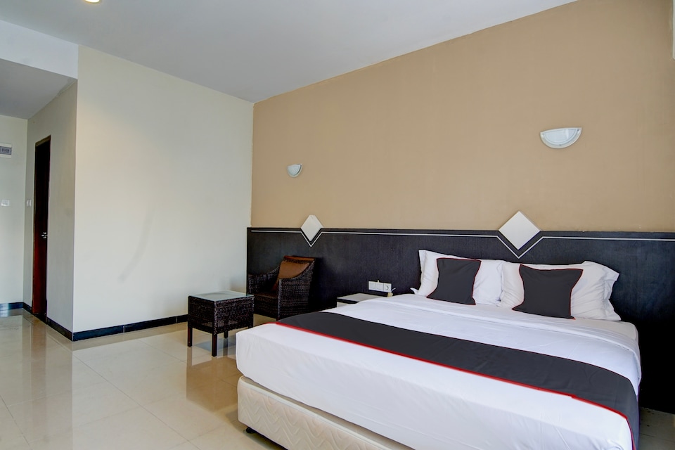Townhouse Oak Pekanbaru near Mall Pekanbaru formerly Hotel Grand Sahara, Pekanbaru Kota, Pekanbaru