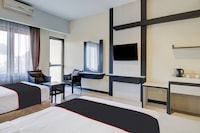 Townhouse Oak Pekanbaru near Mall Pekanbaru formerly Hotel Grand Sahara