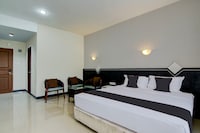 Townhouse Oak Pekanbaru near Mall Pekanbaru formerly Hotel Grand Sahara
