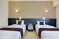 Townhouse Oak Pekanbaru near Mall Pekanbaru formerly Hotel Grand Sahara