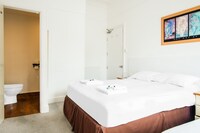 OYO The Lodge Bournemouth