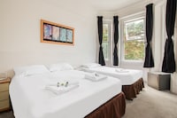 OYO The Lodge Bournemouth