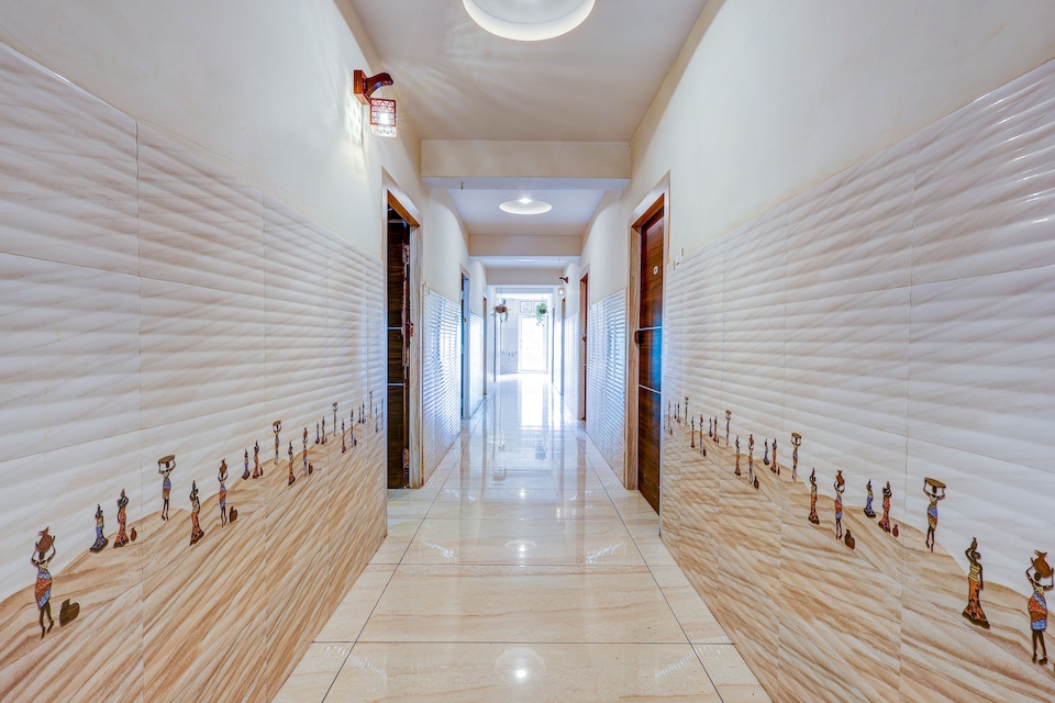 Hotel O Eluru Railway Station Formerly Sree Nitya Residency, Eluru, Eluru