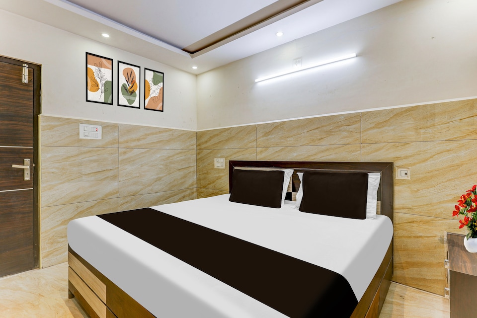 Super Hotel O Eluru Railway Station Formerly Sree Nitya Residency, Eluru, Eluru