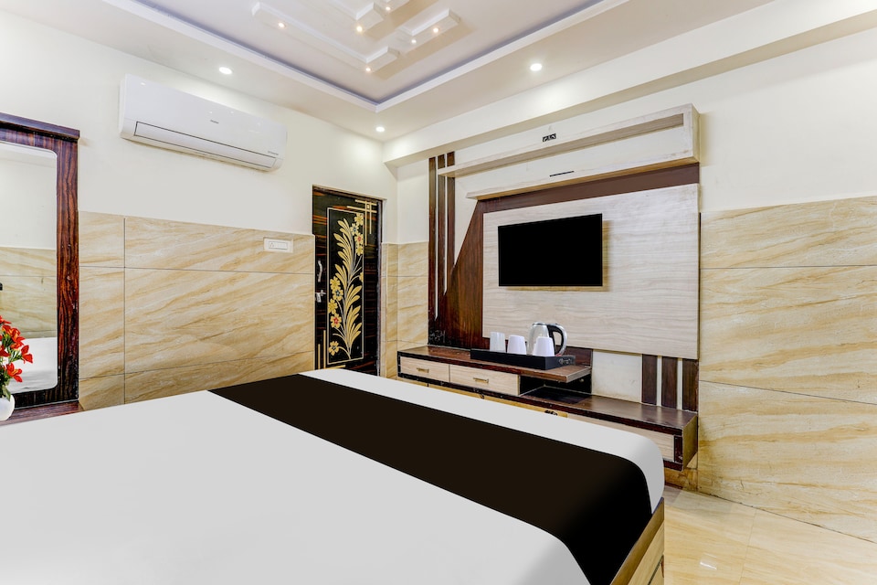 Super Hotel O Eluru Railway Station Formerly Sree Nitya Residency, Eluru, Eluru