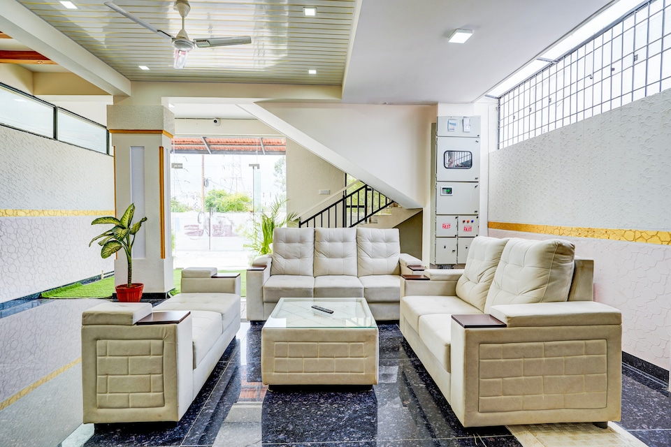 Hotel O Airport Suites, Airport Road Bangalore, Bangalore