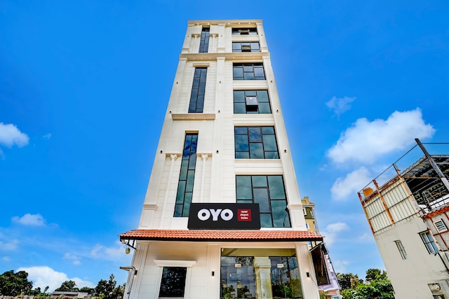 Hotel O Airport Suites