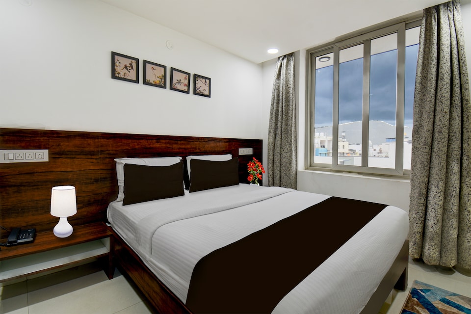 Super Hotel O Mysore Zoological Park Formerly Queens Comfort , Mysore City Center, Mysore