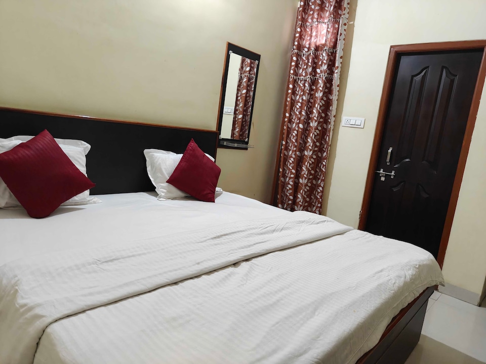 Hotel O Rk (lodge), Katni, Katni